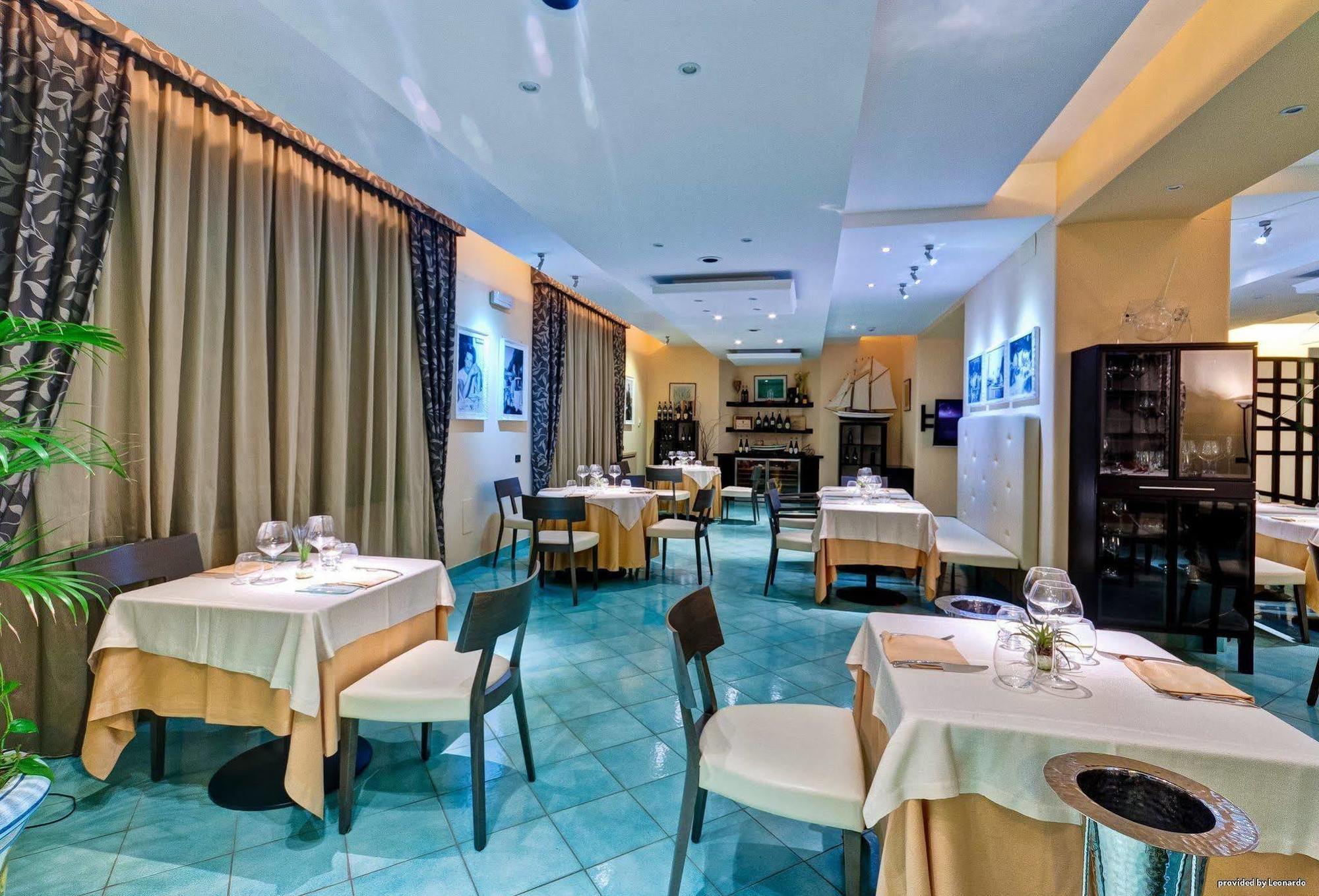 Hotel Regina Palace Terme 4*